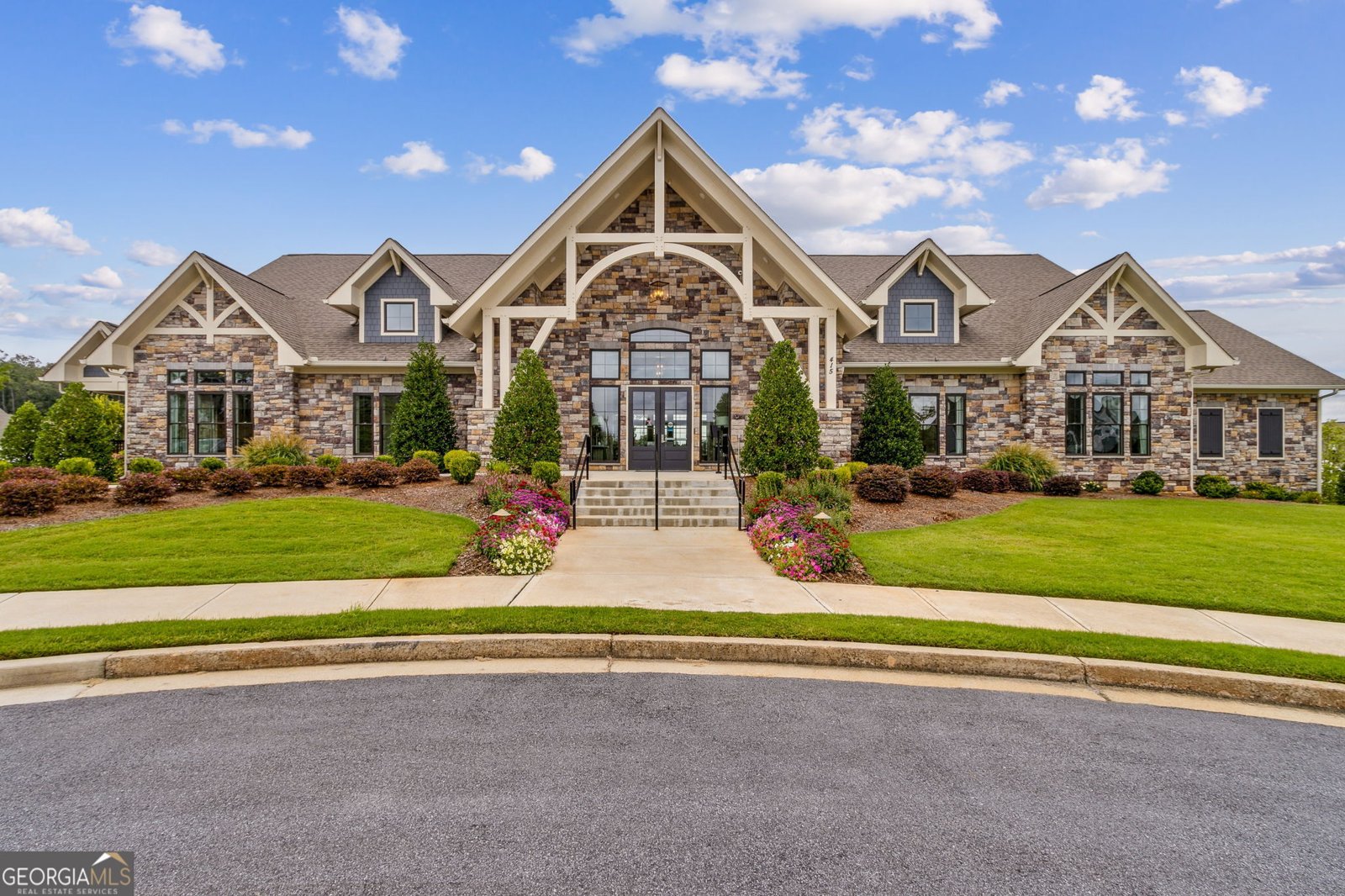 201 Hickory Bluffs Parkway Canton - 40
