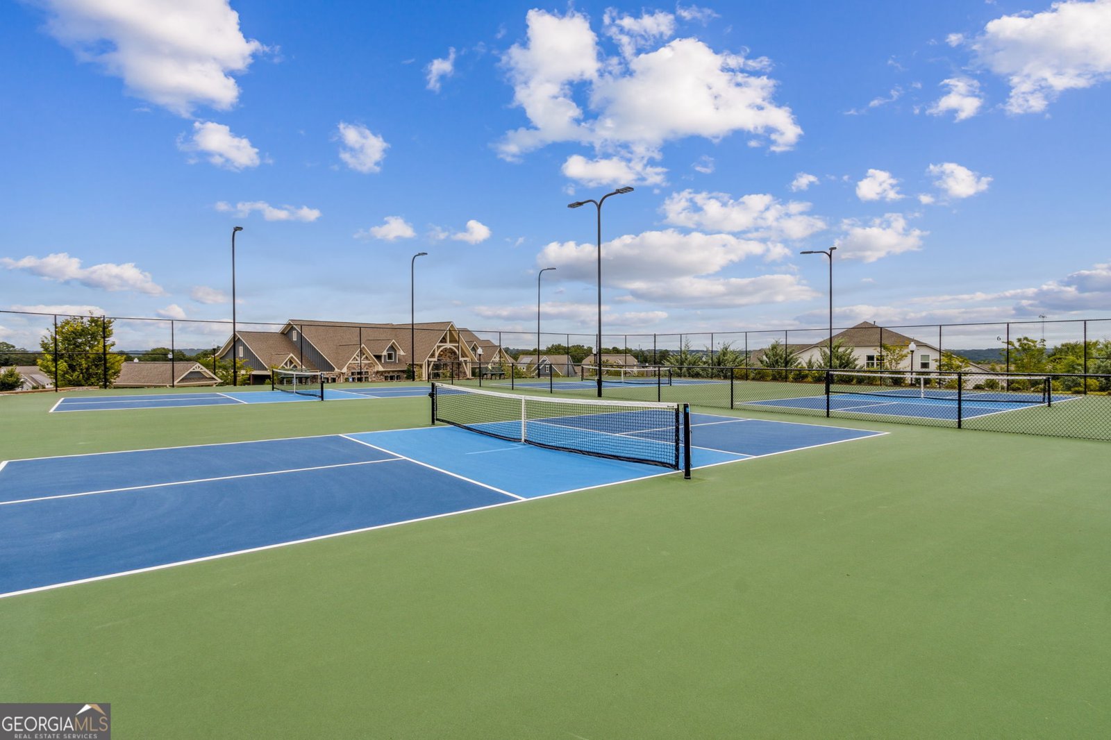 201 Hickory Bluffs Parkway Canton - 43