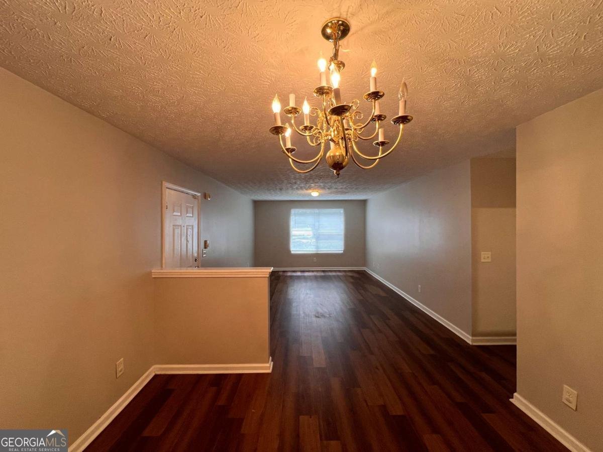3207 Fairington Drive Lithonia - 11