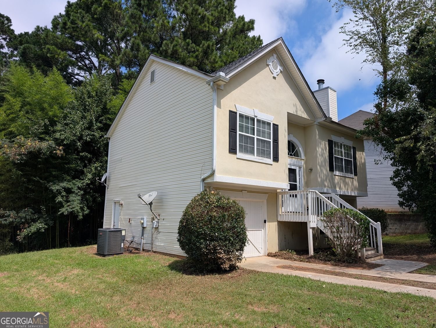 5827 Highgrove Drive Atlanta - 1
