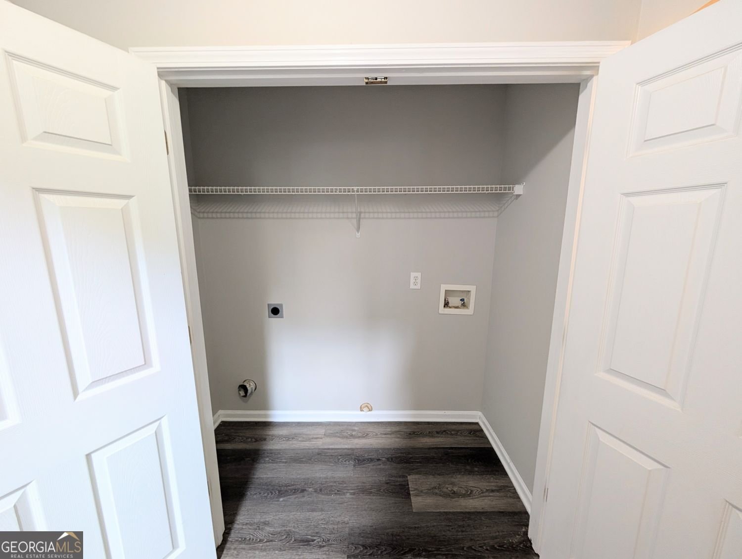 5827 Highgrove Drive Atlanta - 23