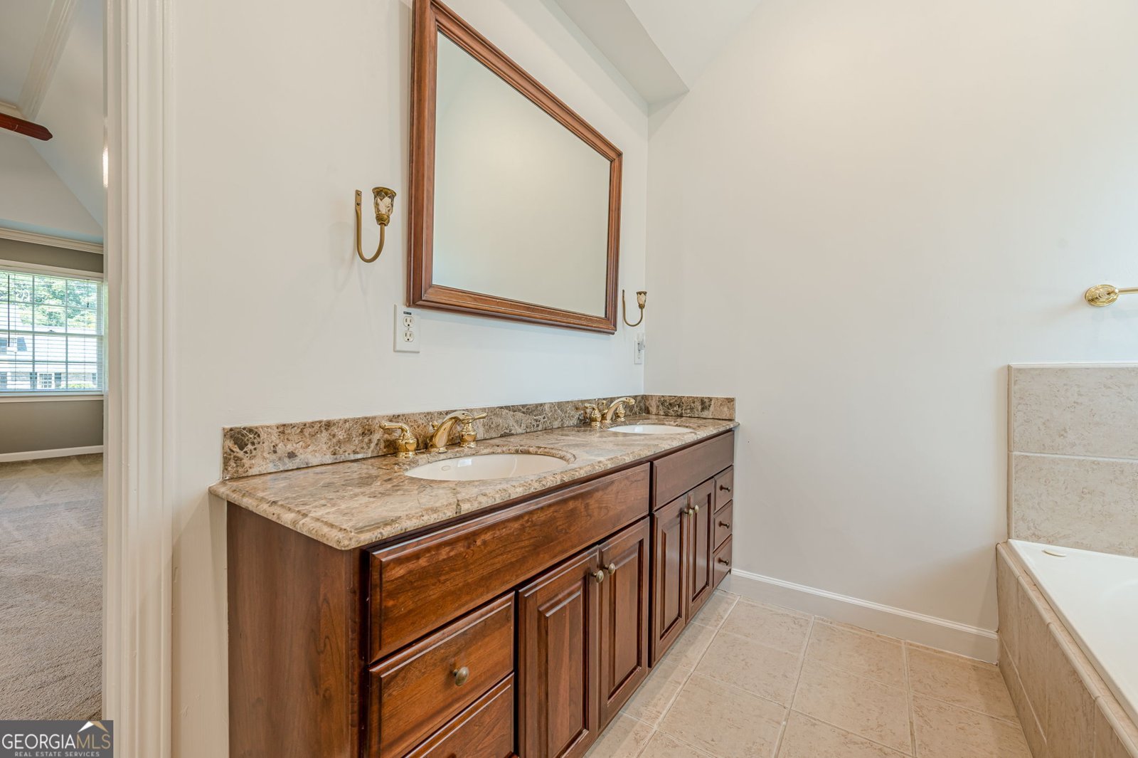5233 Wynterhall Drive Atlanta - 35