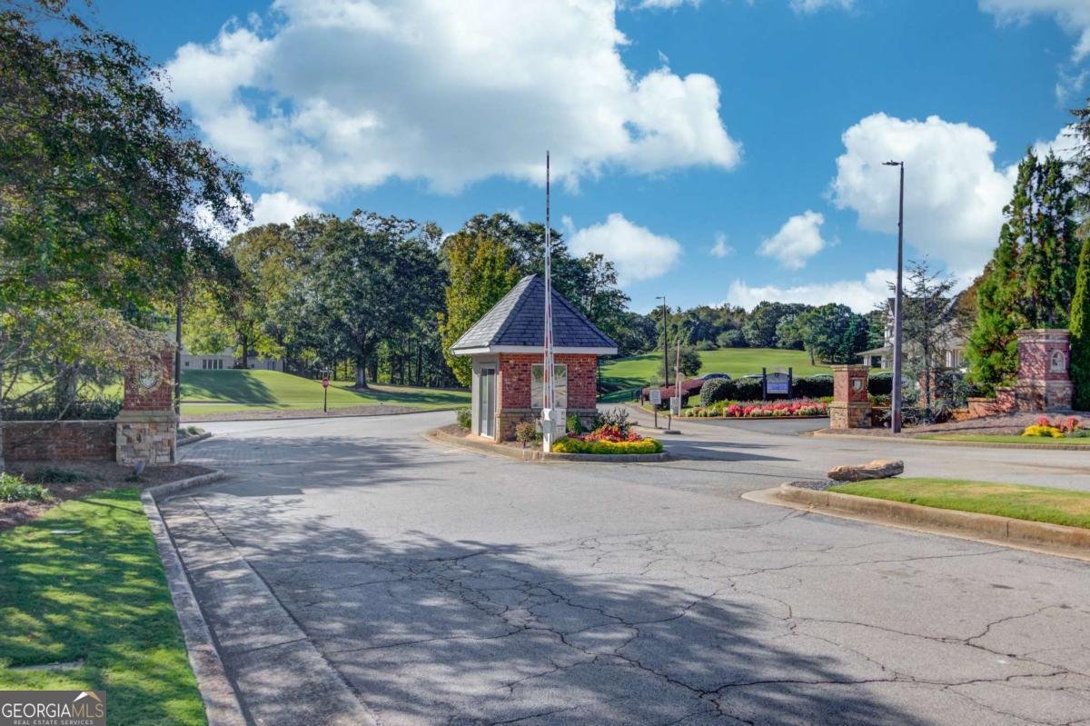 2450 Shumard Oak Drive Braselton - 19