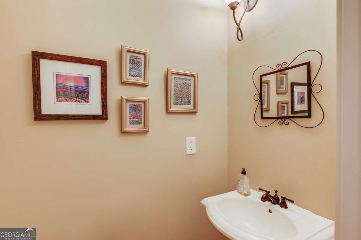 2450 Shumard Oak Drive Braselton - 76