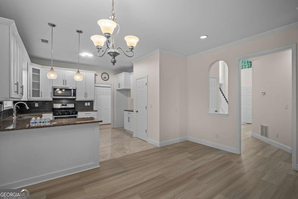 455 Crafton Court Lawrenceville - 11