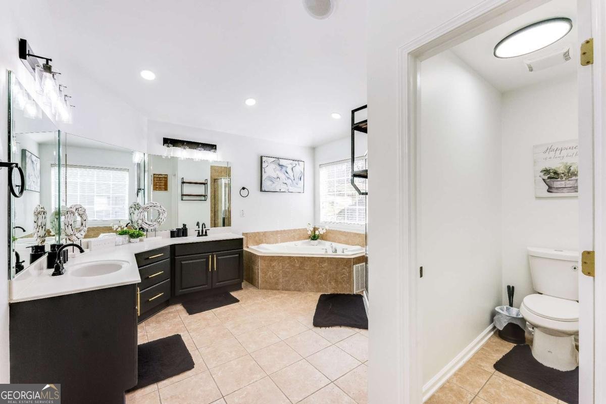 3135 Esplanade Circle Atlanta - 28