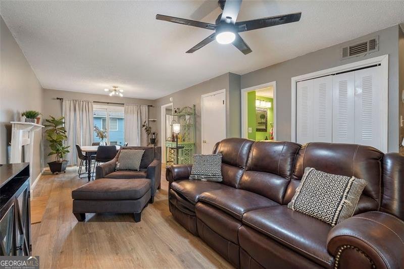 343 LEISURE Court Marietta - 3