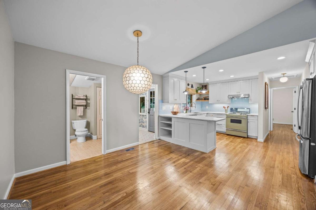 1144 Greenbriar Circle Decatur - 10