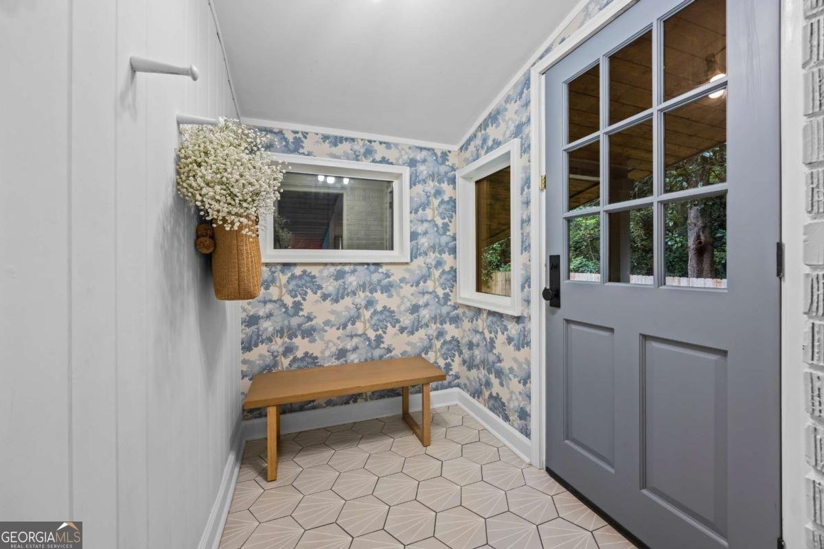 1144 Greenbriar Circle Decatur - 2