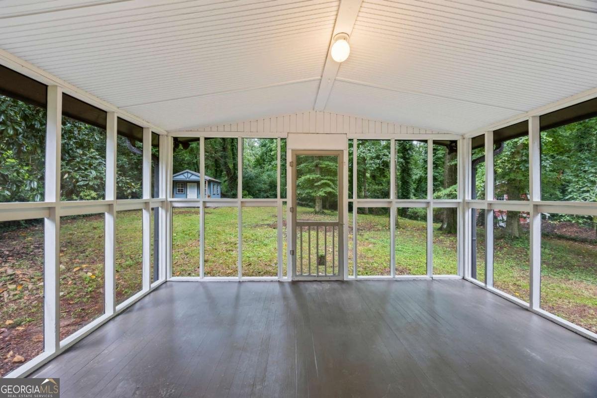 1144 Greenbriar Circle Decatur - 21