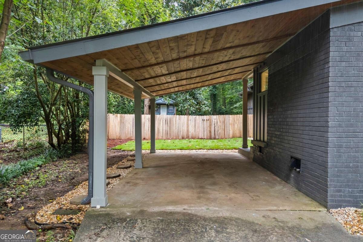 1144 Greenbriar Circle Decatur - 39