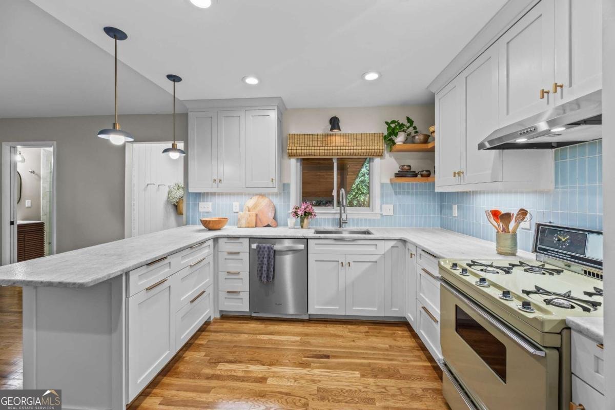1144 Greenbriar Circle Decatur - 4