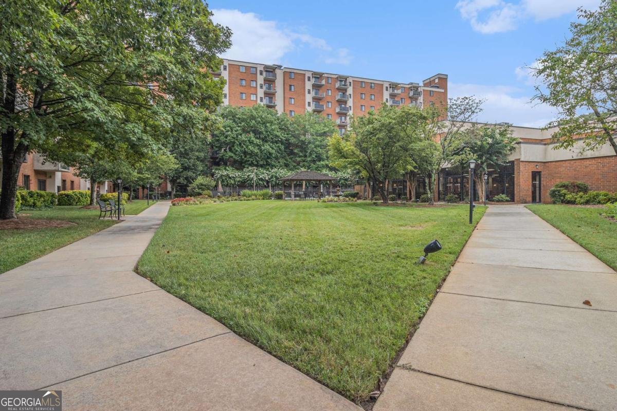 300 Johnson Ferry Road Sandy Springs - 16