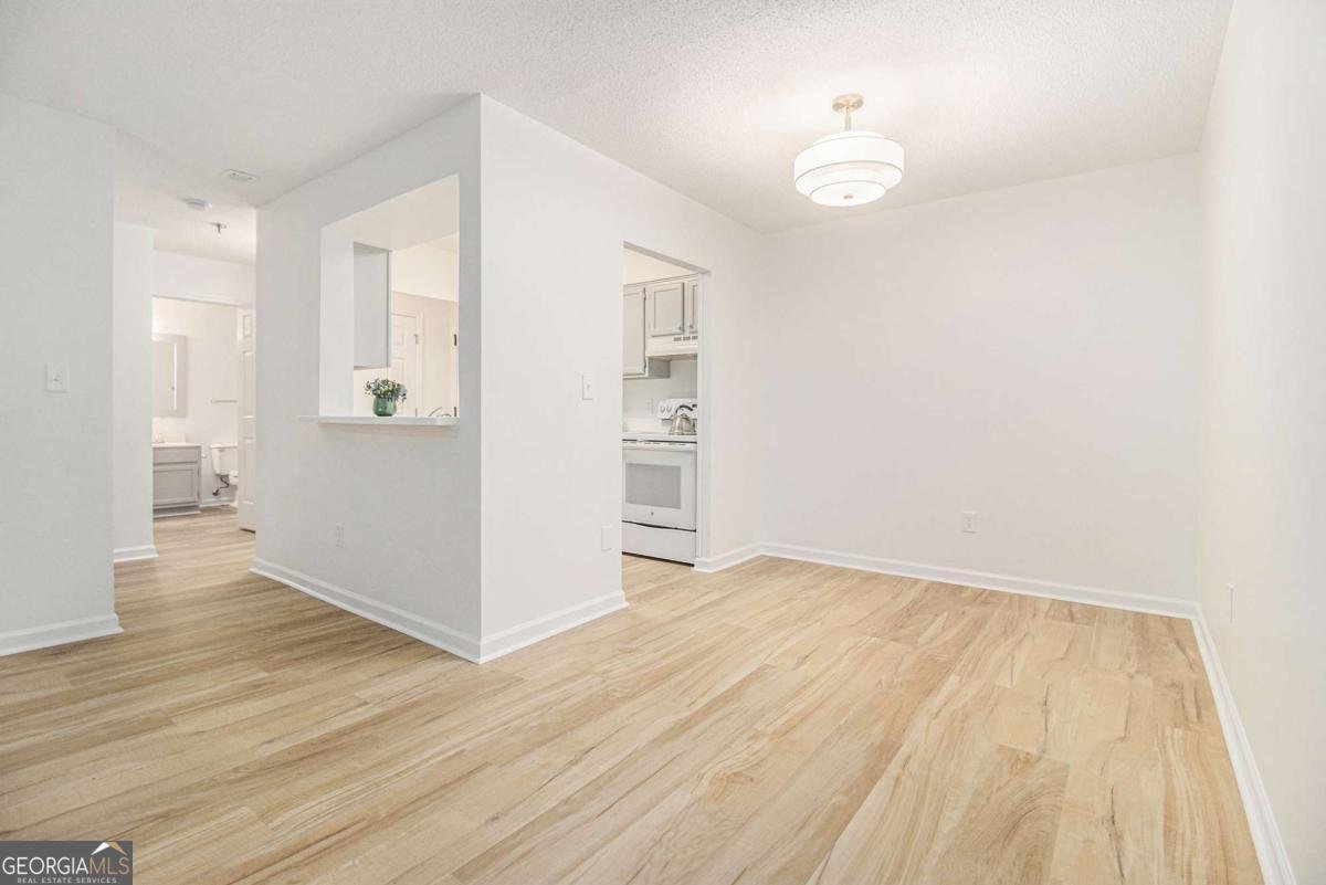 300 Johnson Ferry Road Sandy Springs - 3