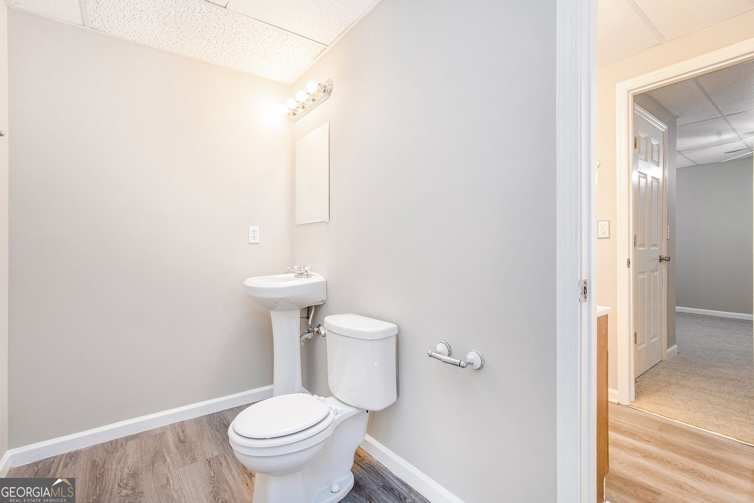 6803 John Clark Drive Douglasville - 17
