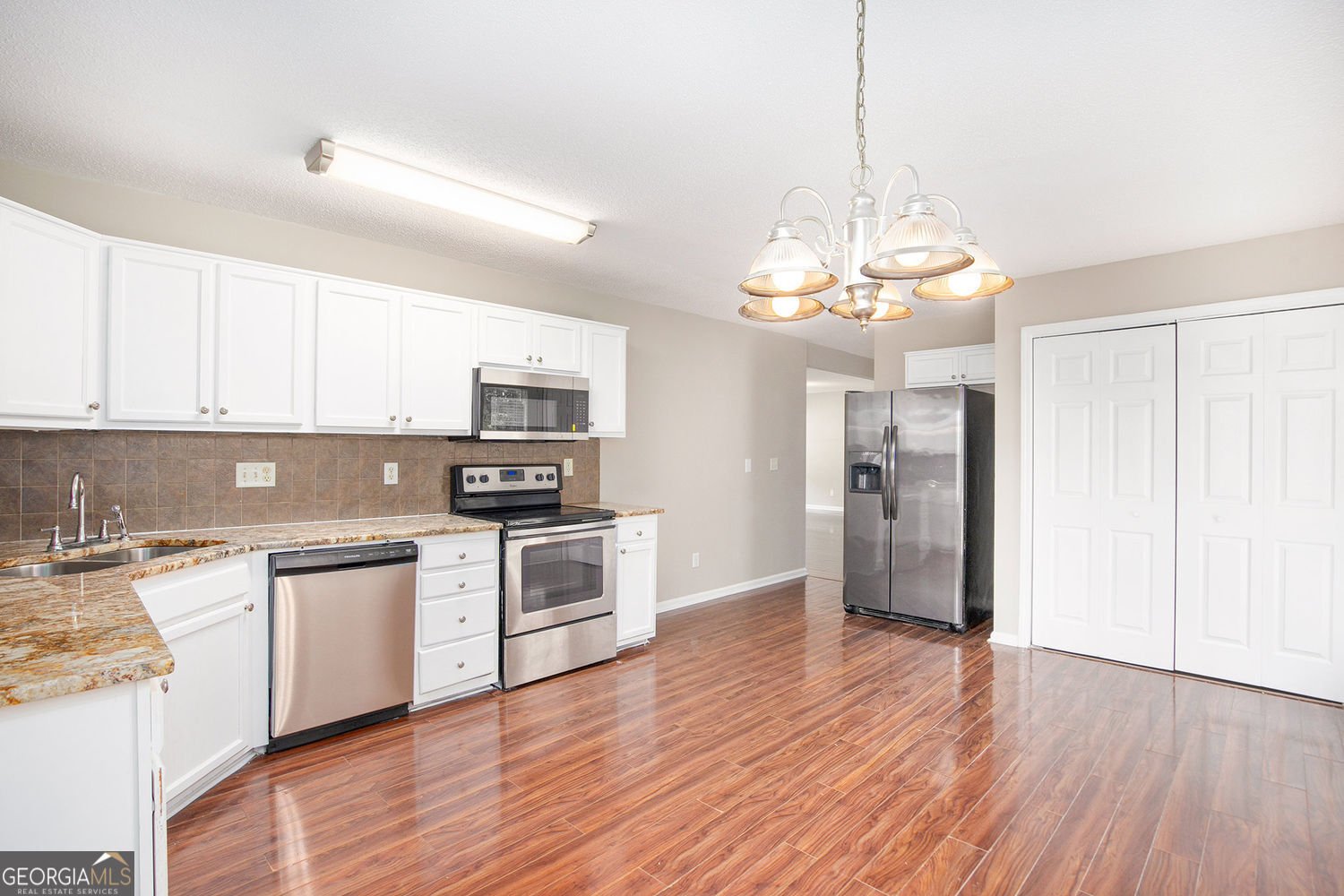 6803 John Clark Drive Douglasville - 6