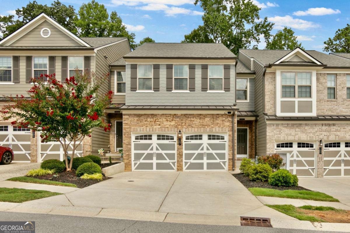 267 Stone Park Drive Woodstock - 1