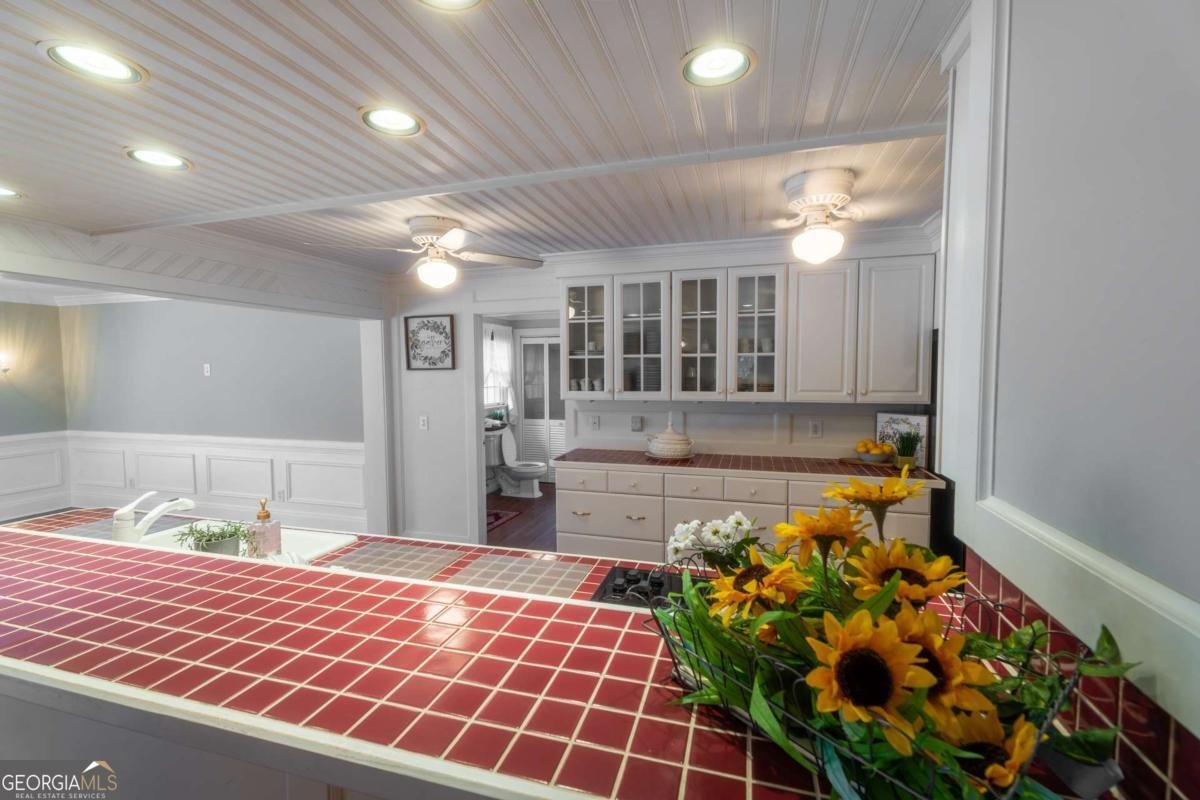 4678 Emily Drive Lilburn - 10