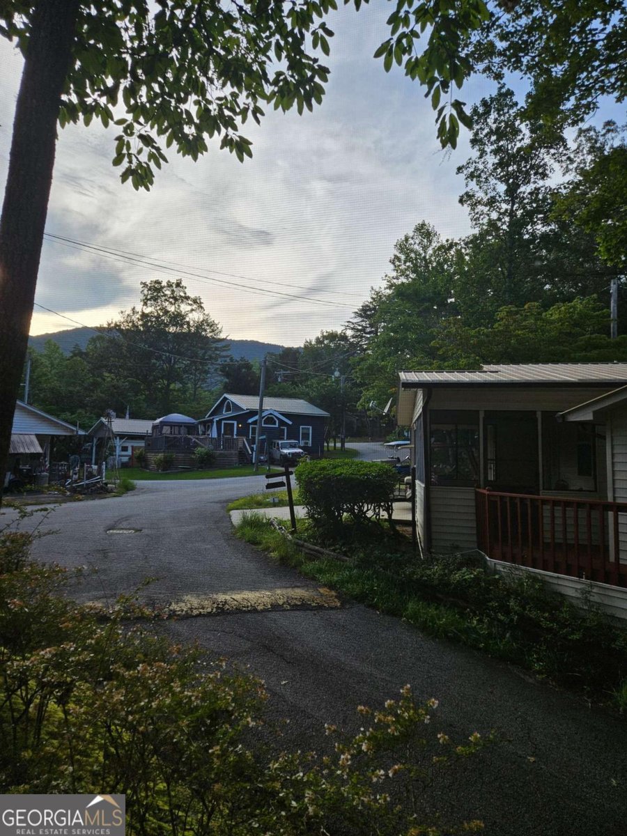 41 Cindy Parkway Cleveland - 19