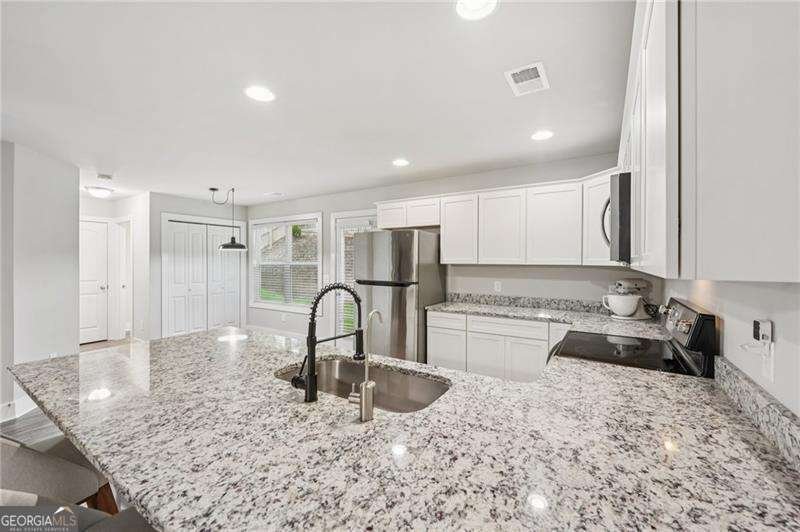1755 Falcon Creek Trail Cumming - 4