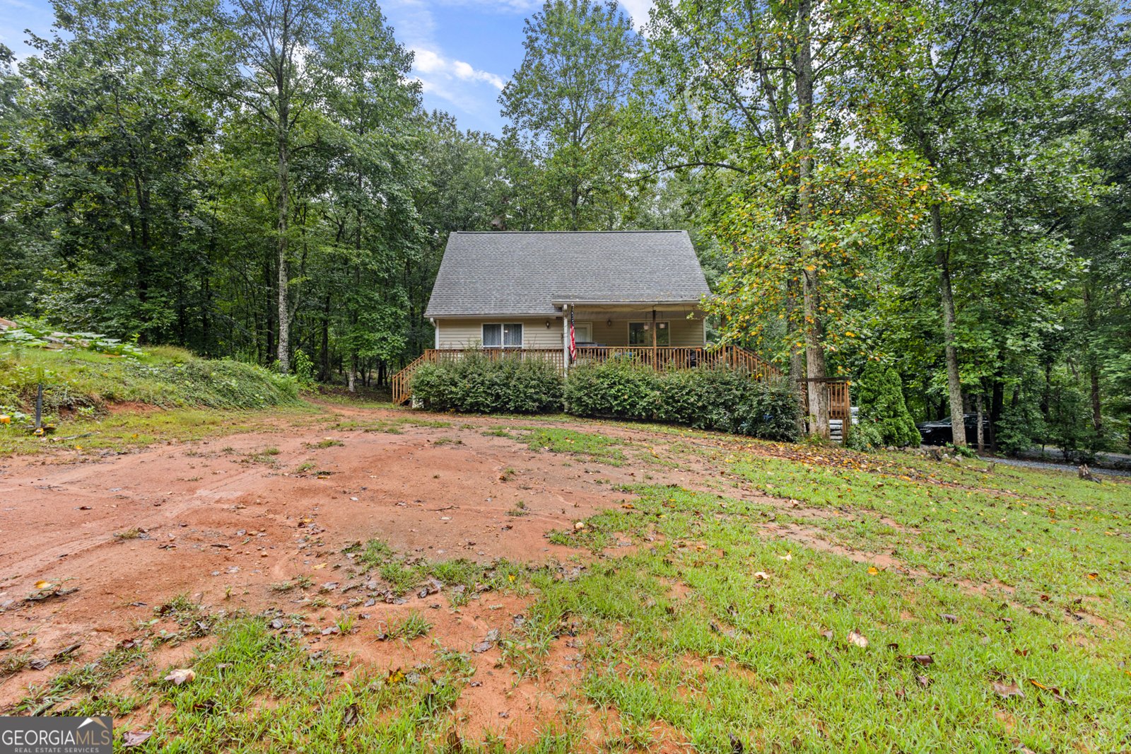 805 Beaver Lake Drive Clarkesville - 1