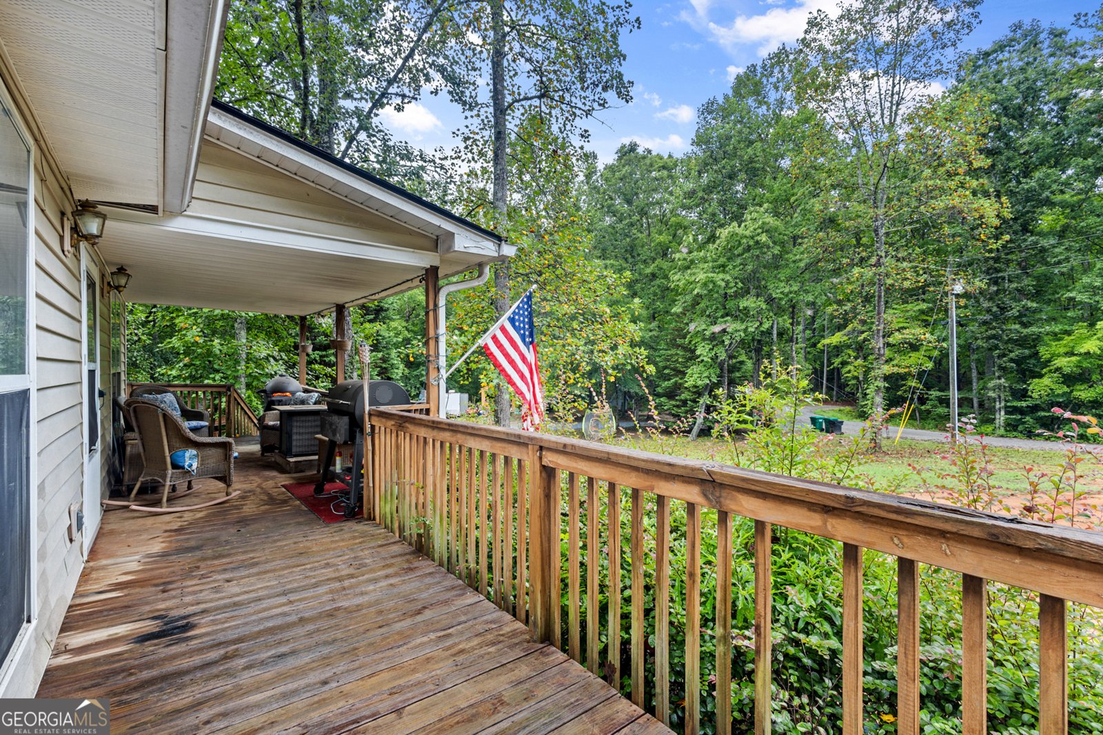 805 Beaver Lake Drive Clarkesville - 23