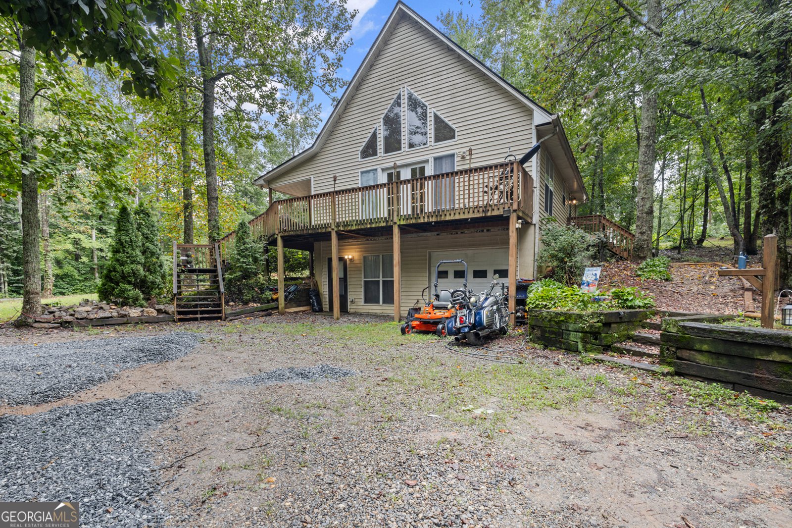 805 Beaver Lake Drive Clarkesville - 27