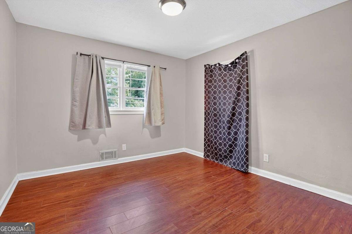 445 Cynthia Ln Forest Park - 14