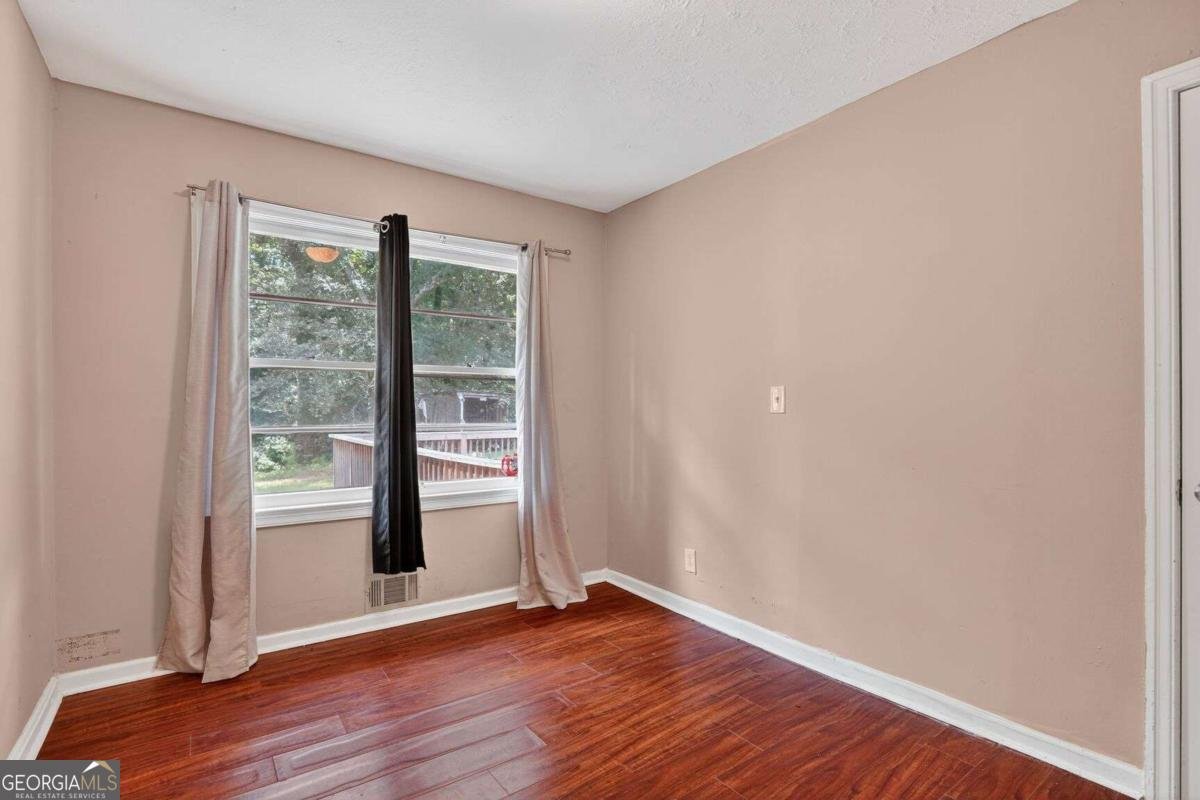 445 Cynthia Ln Forest Park - 16