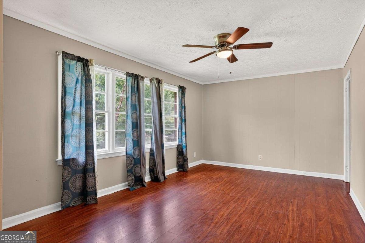 445 Cynthia Ln Forest Park - 4
