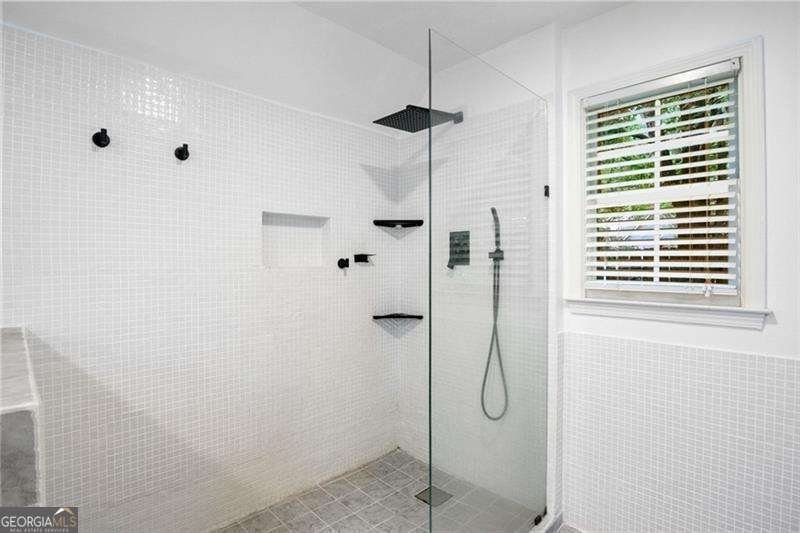 516 Philadelphia Lane Woodstock - 31