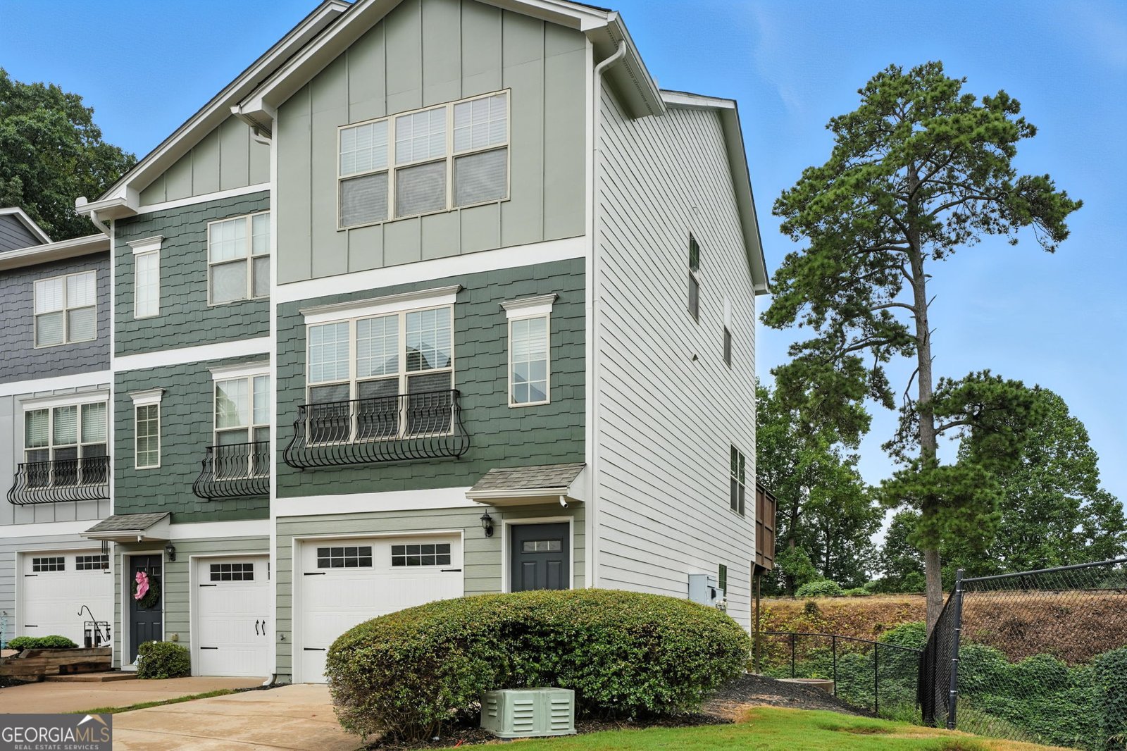 1689 Liberty Parkway Atlanta - 2