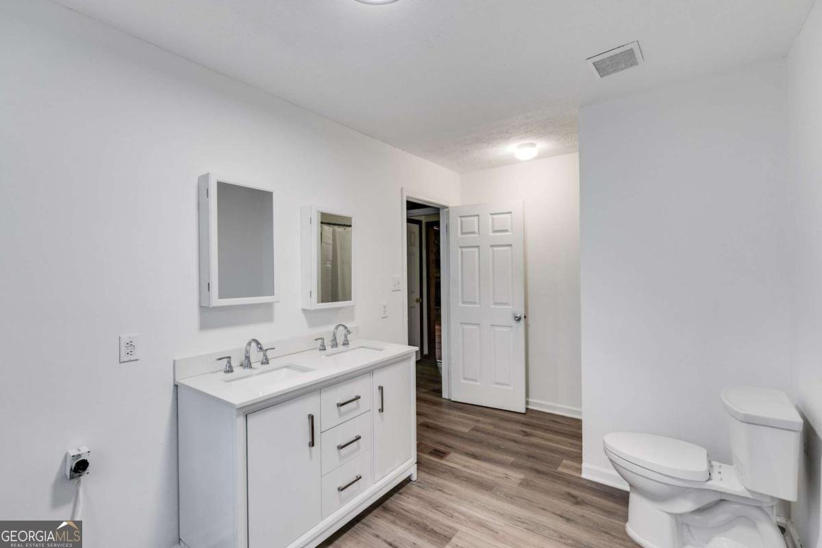 4985 Watkins Court Winston - 17