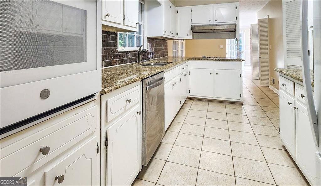 870 Hardwood Court Stone Mountain - 1
