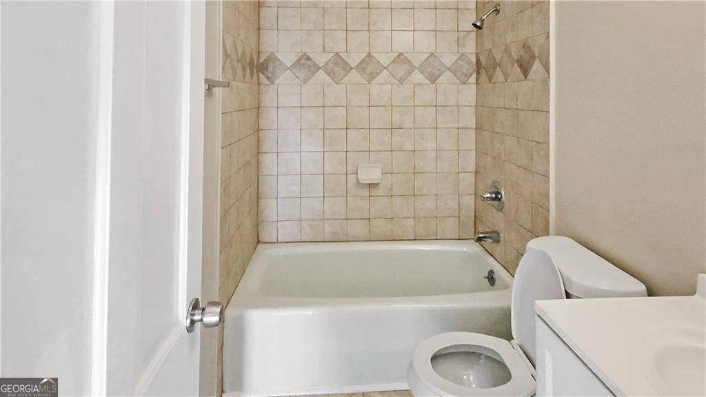 870 Hardwood Court Stone Mountain - 6
