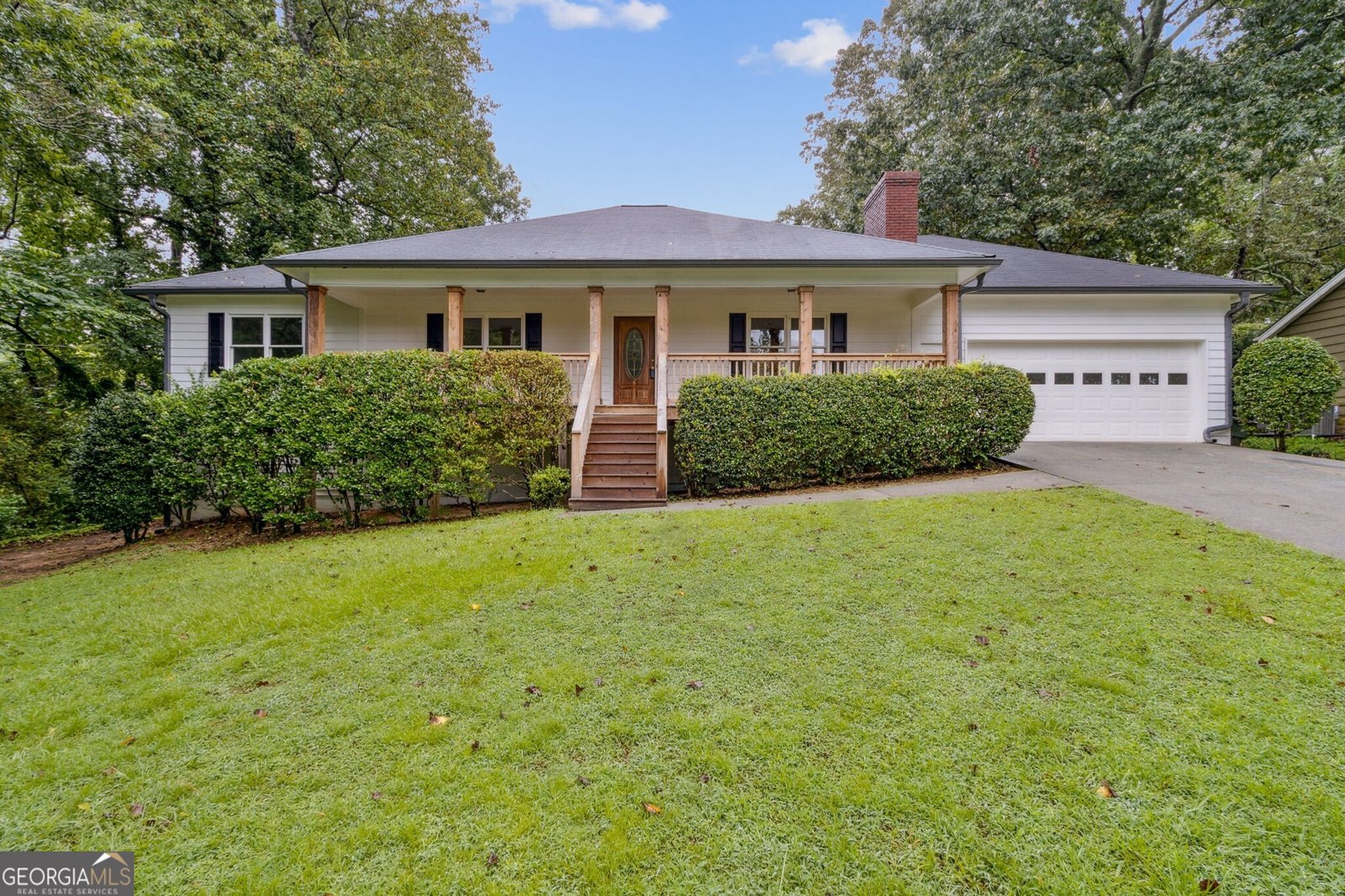 5557 Pinedale Circle Sugar Hill - 1