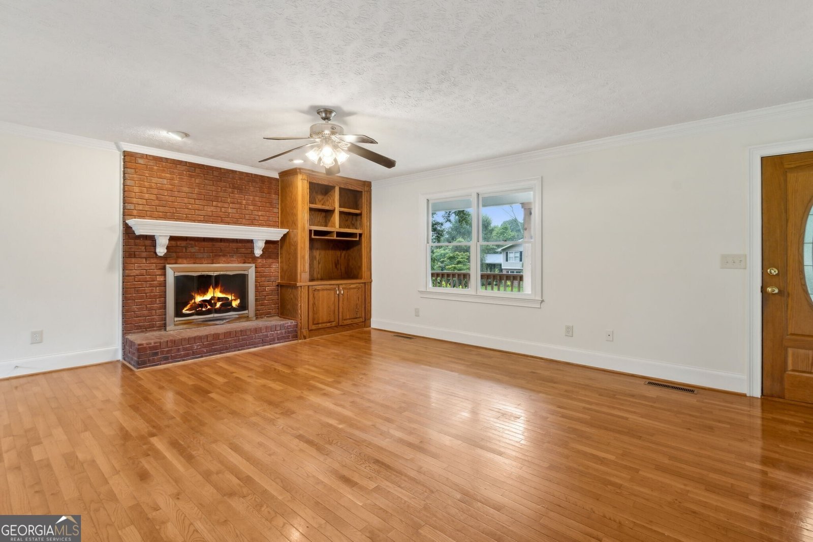 5557 Pinedale Circle Sugar Hill - 8