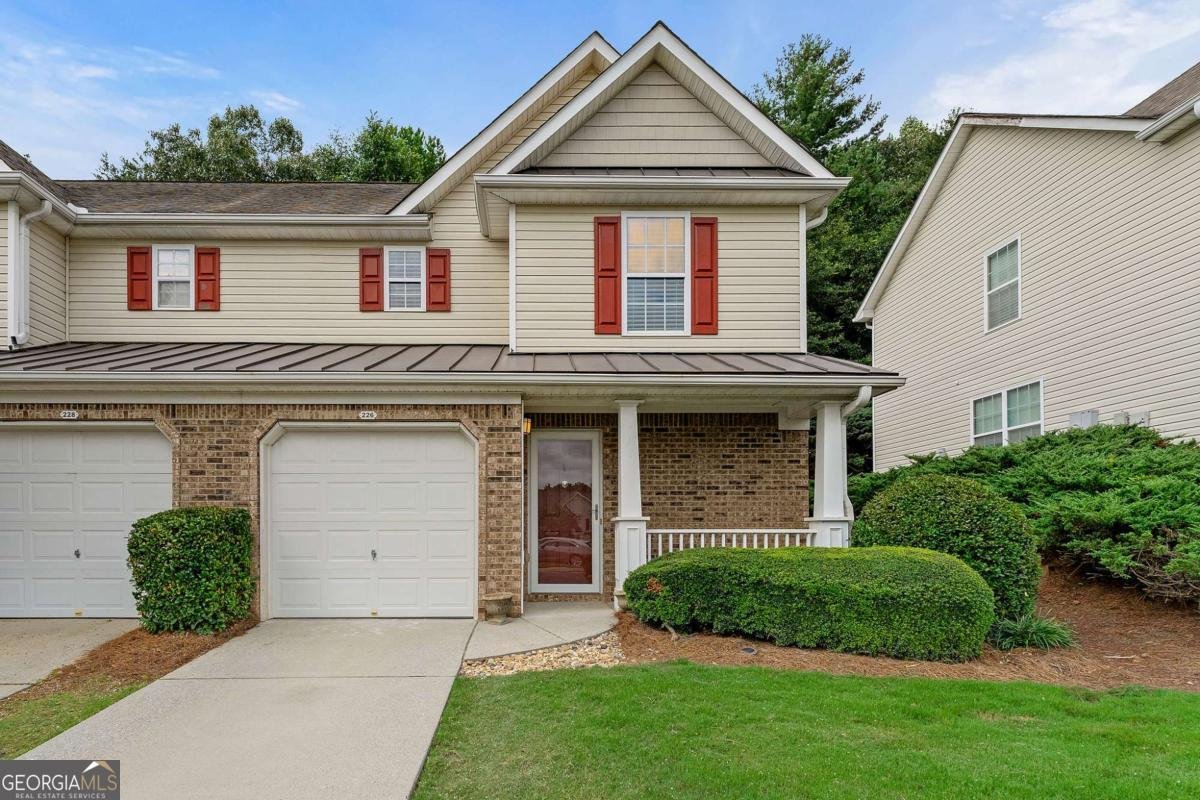 226 Fox Creek Boulevard Woodstock - 1