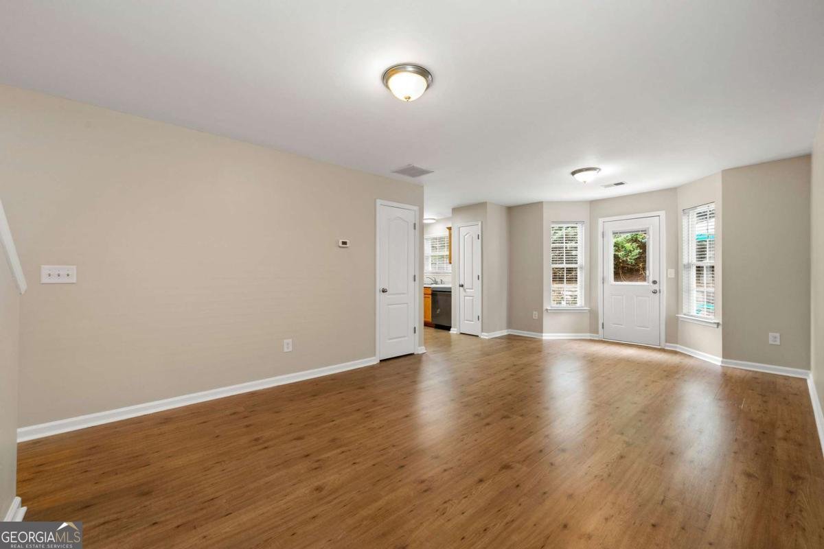 226 Fox Creek Boulevard Woodstock - 4