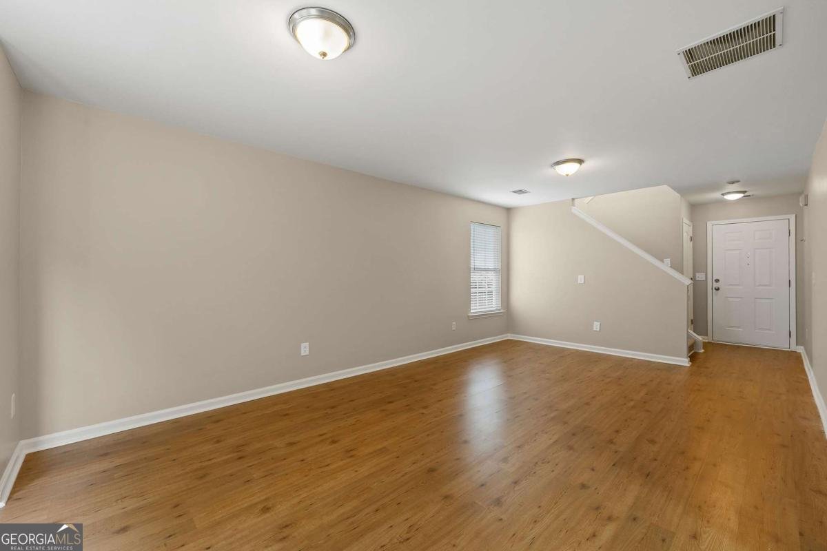 226 Fox Creek Boulevard Woodstock - 5