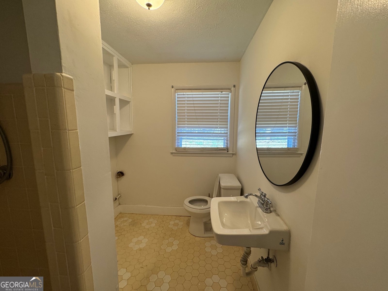 239 Andrea Circle Lilburn - 4