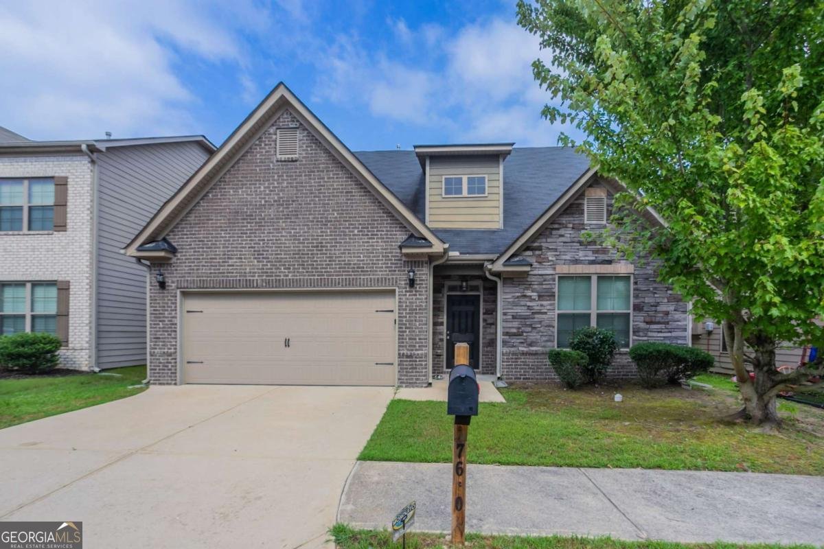 7610 Crawford Court Fairburn - 1