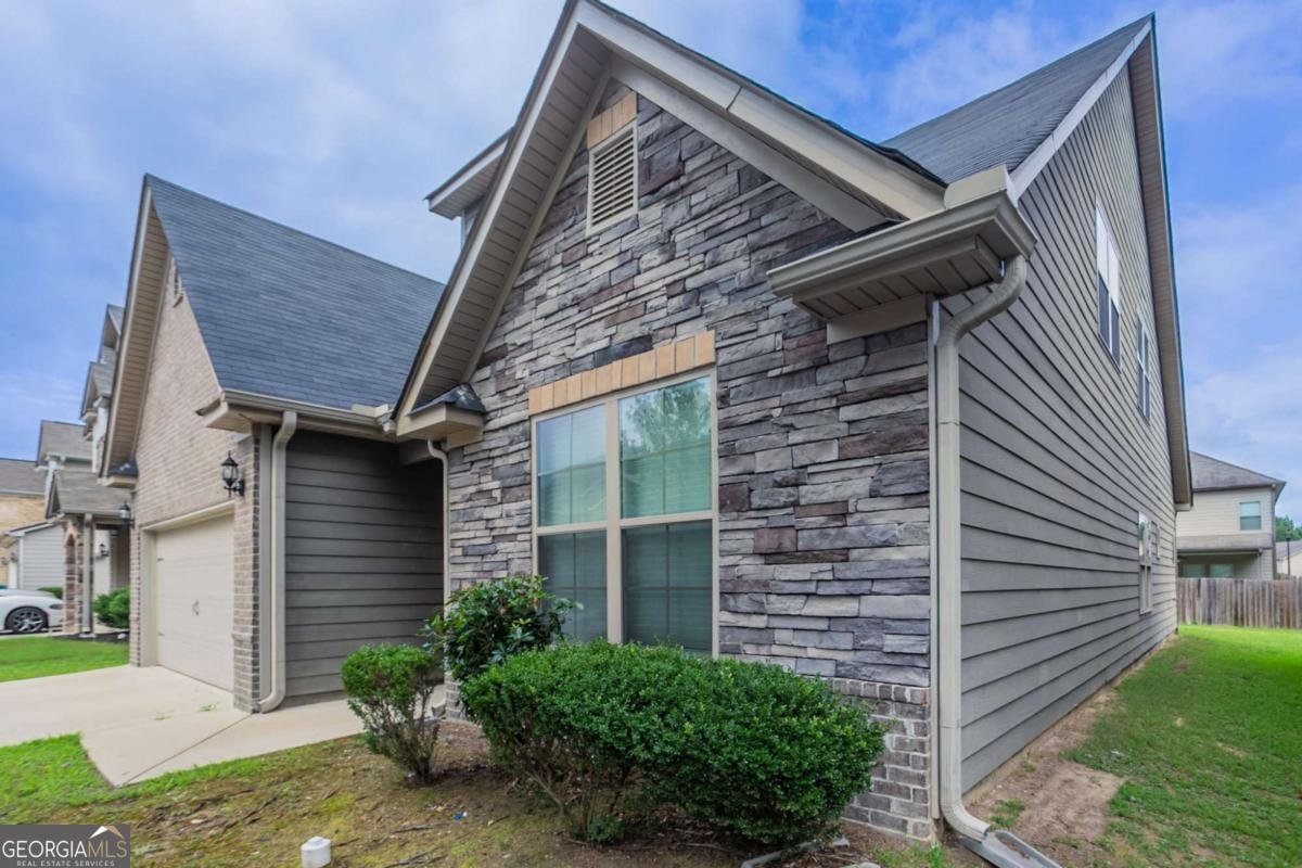 7610 Crawford Court Fairburn - 3