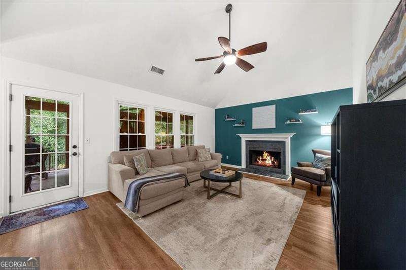 1202 Rockmart Circle Kennesaw - 19