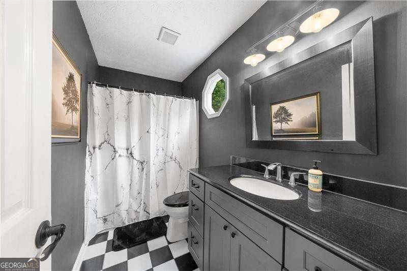 1202 Rockmart Circle Kennesaw - 33