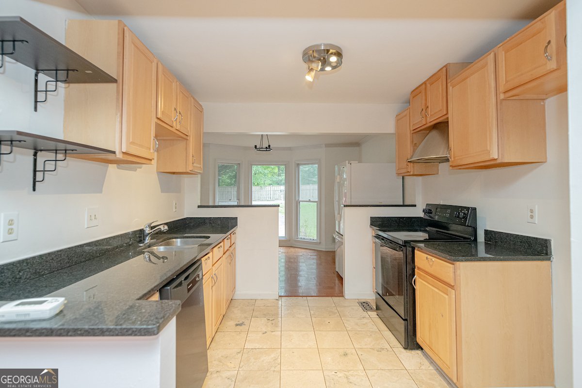 1848 COOPER LAKE Drive Smyrna - 6