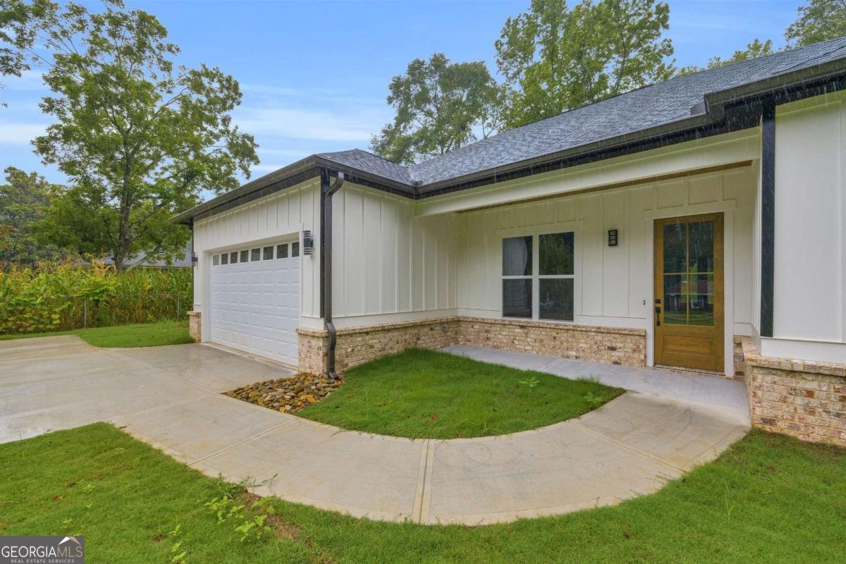 2945 Drew Valley Street Gainesville - 8