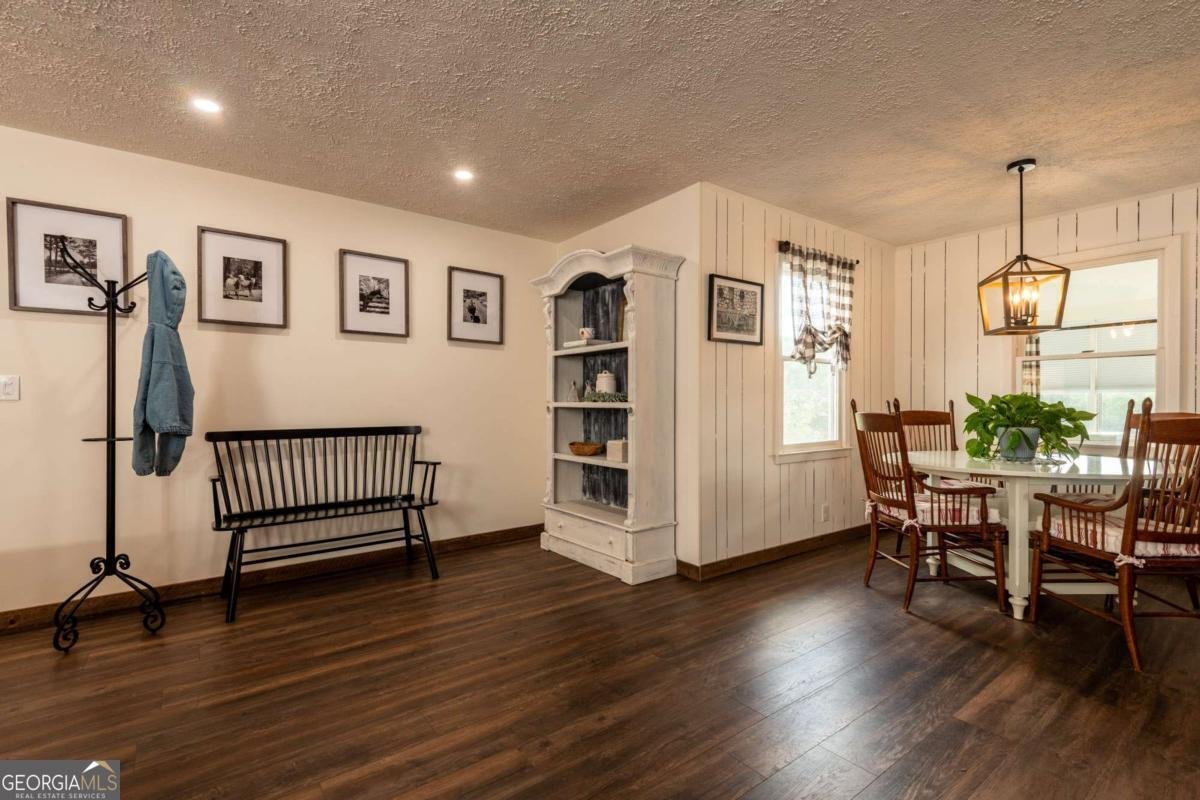 588 Pinetree Road Blue Ridge - 1