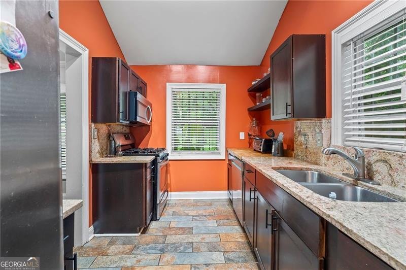 3381 Lake Valley Road Atlanta - 11