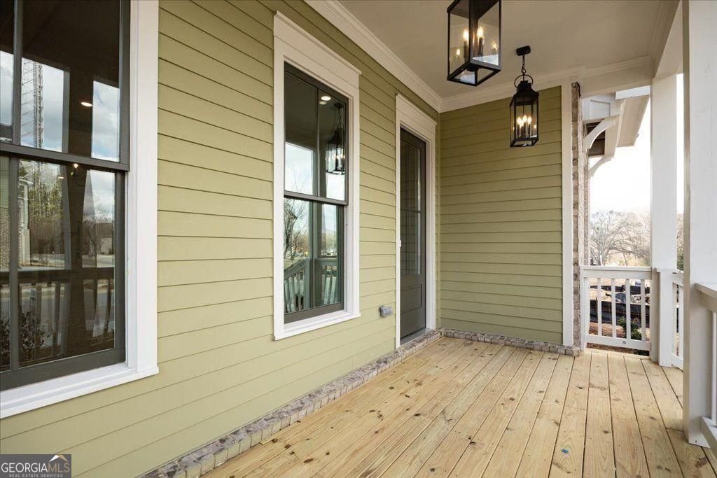 2035 Village Walk Milton - 2